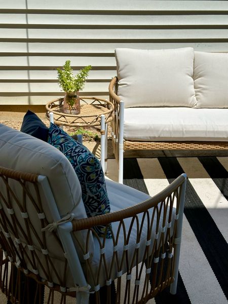The prettiest outdoor set // patio furniture. 

#LTKHome #LTKSeasonal