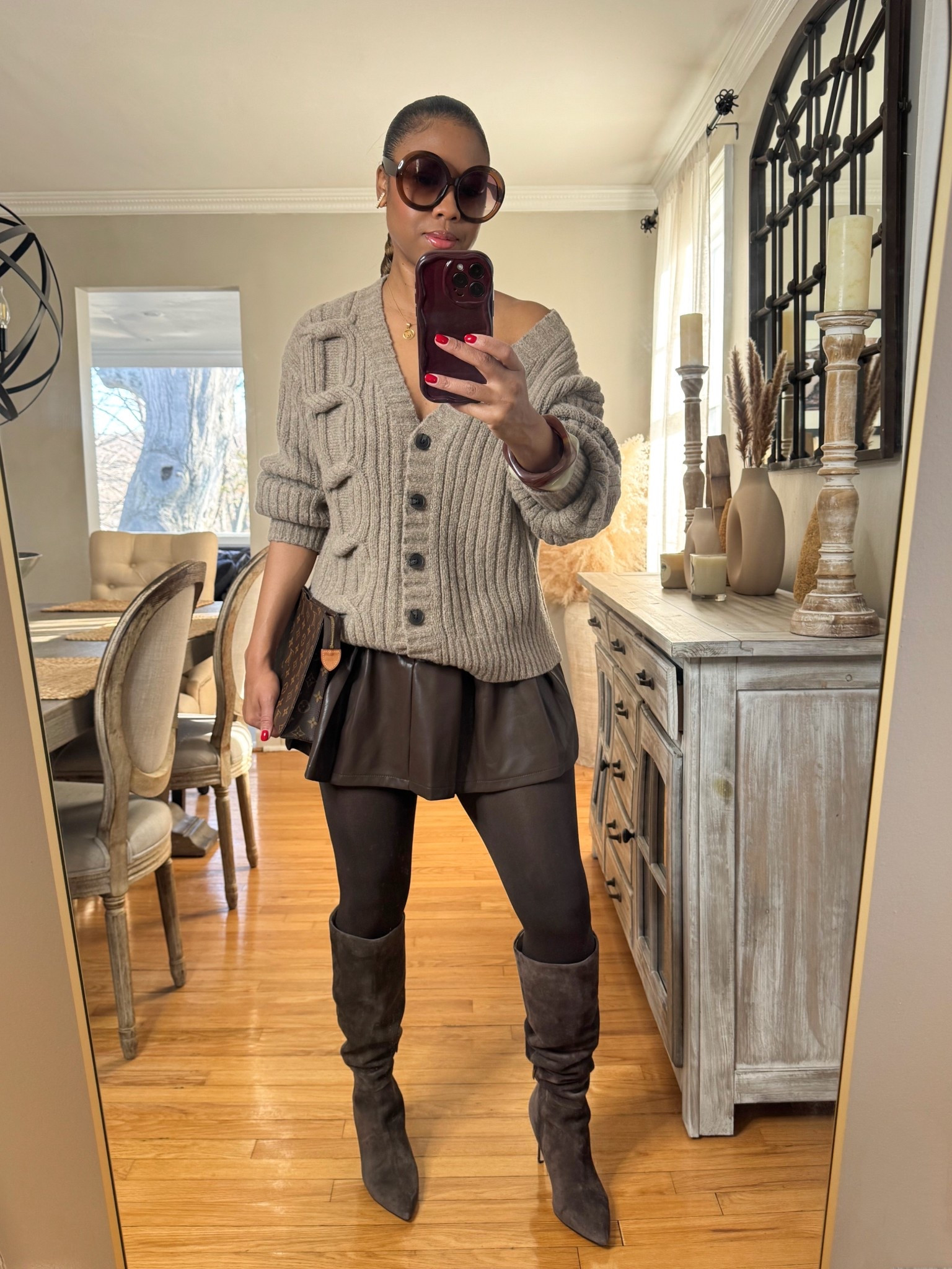 Chocolate 🤎 


#LTKgrwm #LTKFindsUnder100 #LTKootd