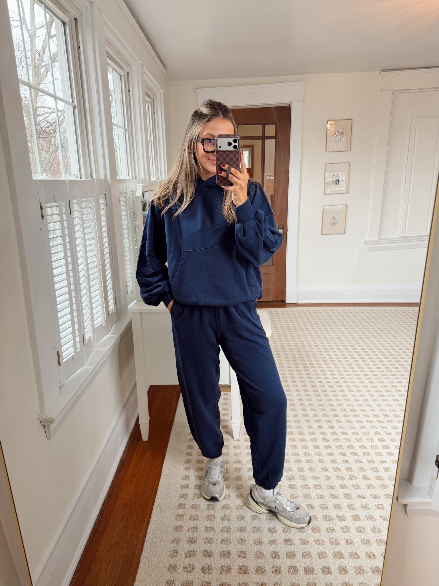 Aerie sweatset 
size S

#LTKHoliday #LTKFindsUnder50 #LTKSeasonal