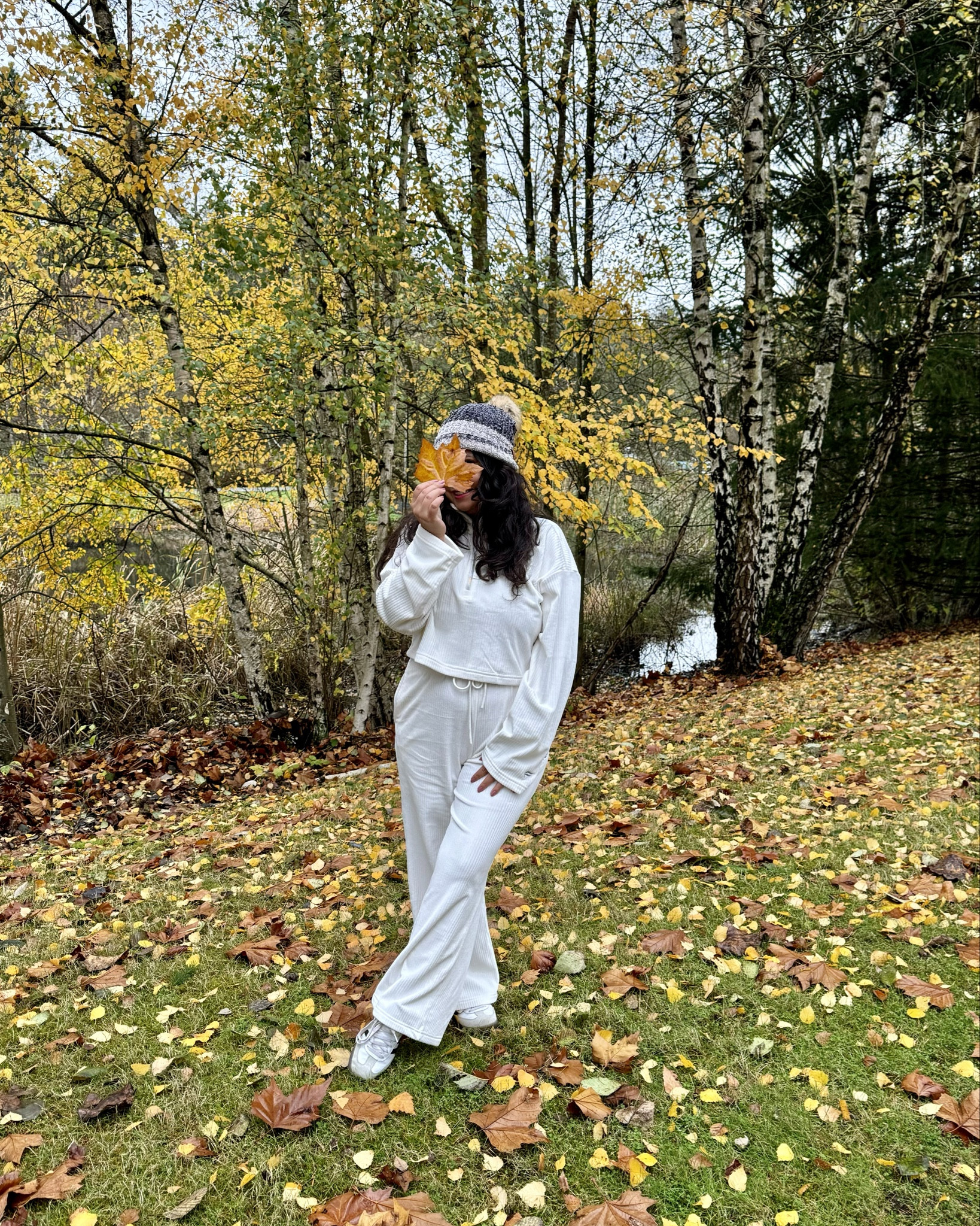 The perfect cozy outfit ✨

Fabletics
Wide Leg Pants: size medium 
Half zipper sweatshirt: size medium 
Adidas Samba

#LTKStyleTip #LTKSeasonal #LTKFindsUnder100