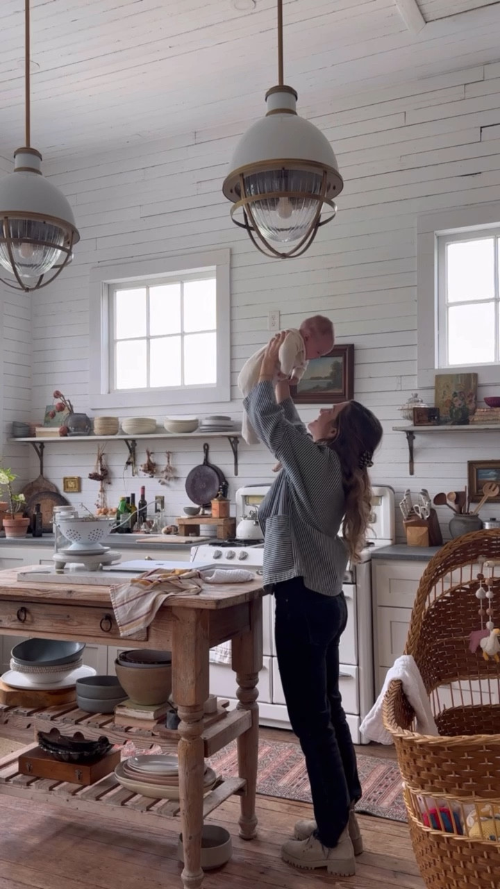 Dance break while working from home 🤍

#LTKstyletip #LTKbaby #LTKfamily