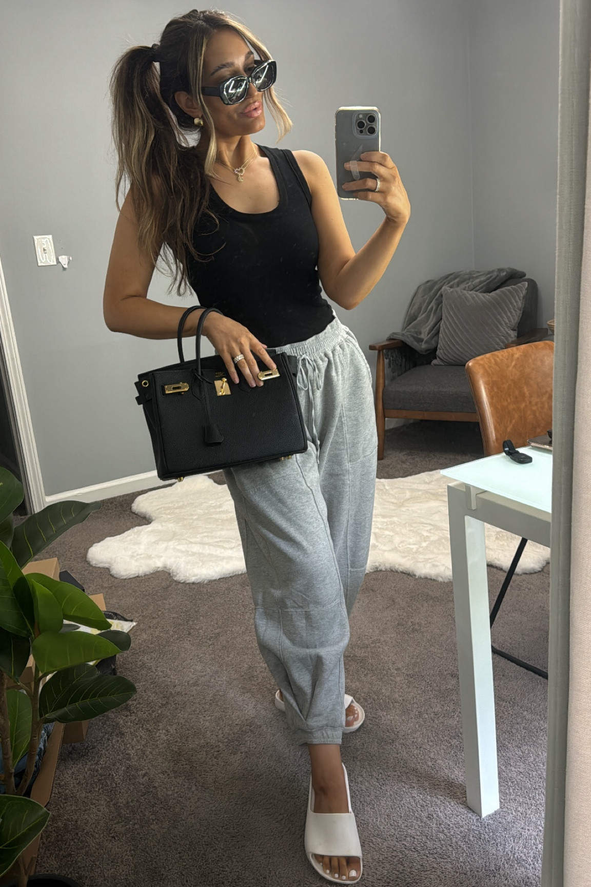 For the first time in weeks, she’s not giving Adam Sandler! 👏🏼

I’m OBSESSED with these pants! They’re supposed to be super baggy, so if you want them just a little relaxed, size down 

I’m wearing medium 

#LTKItBag #LTKFindsUnder50 #LTKStyleTip