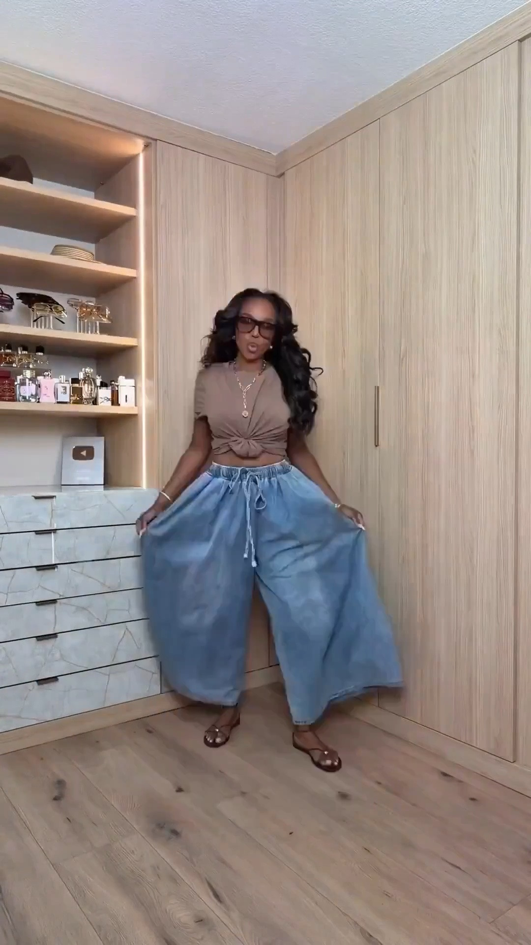 Scroll to shop! Fall transition outfit✨ Everything from this look is linked below. 👇🏽    

Wearing: Size Small | 5’4” | 140 lbs | Denim 2 Long

📲   Download the FREE LTK app & follow me (@kirasfashionfinds) to shop all my daily finds.  #LTKootd #LTKPetite #LTKU