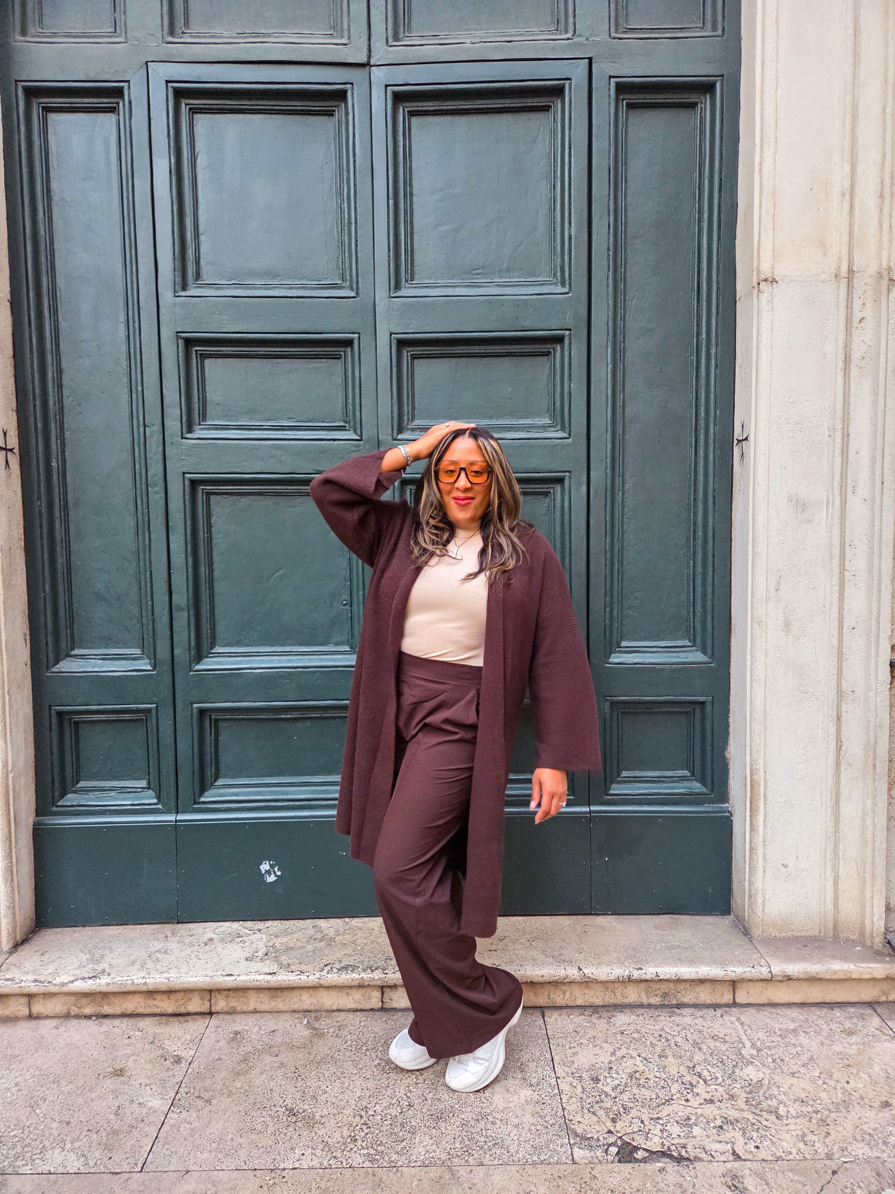 Casual + cute 🤍 This easy everyday look pairs a relaxed tee and cozy sweater with my favorite Fabletics activewear pants.Fit details:• Shirt: Large • Sweater: Large • Pants: X-large Tall

#LTKootd #LTKTall