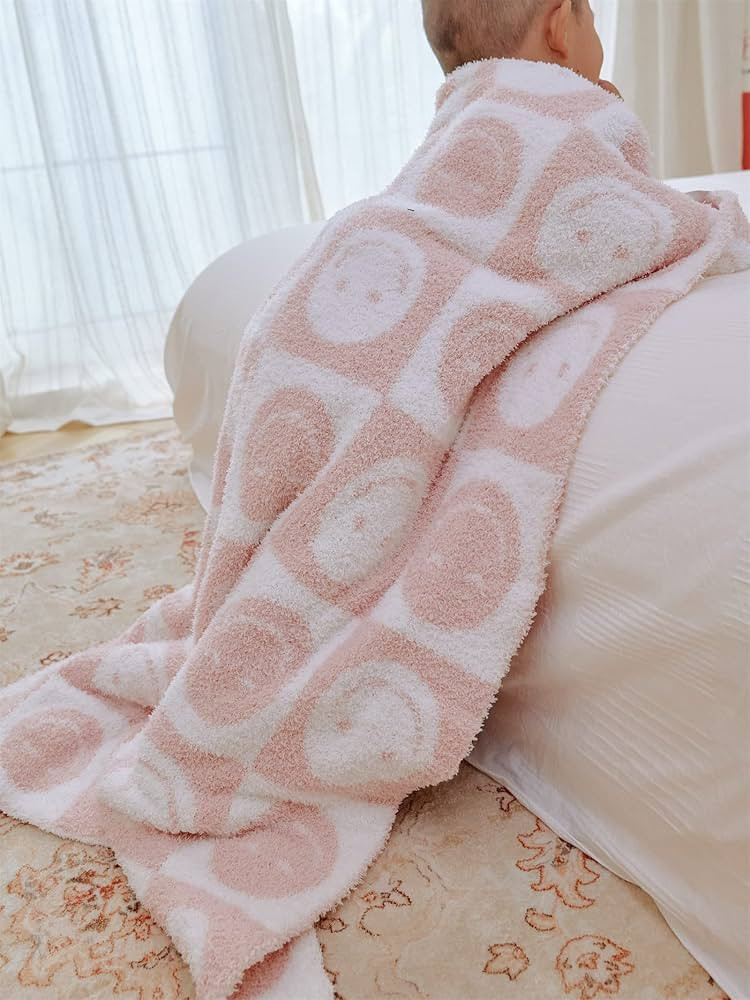 YIRUIO with Smiley Face Checkerboard Throw Blankets Checkered Reversible Microfiber Super Soft Wa... | Amazon (US)