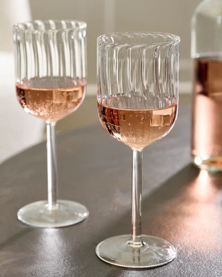 Fluted Wine Glass | Magnolia
