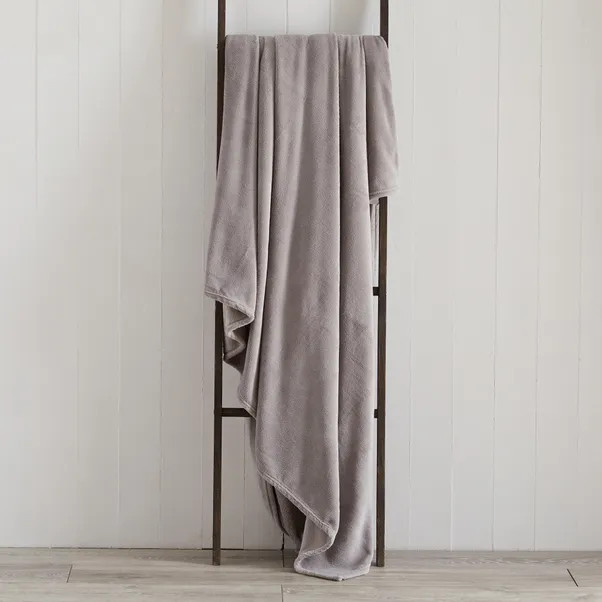 Seriously Soft 220cm x 220cm Throw | Dunelm (migrated)