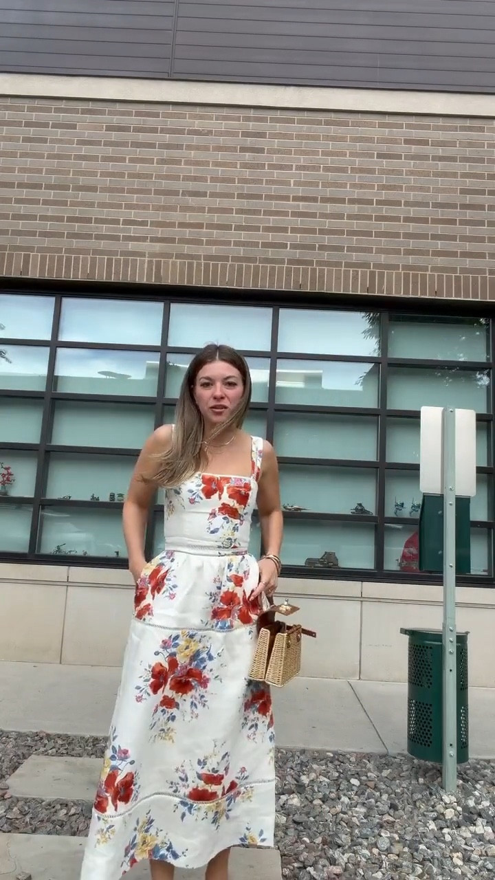 reformation floral casual dress that can be dressed up or down for the occasion 

i did my normal size 2

divi:emerson15
vici: emerson30

casual dress
floral 
midi 
spring event 
kitten heel 
rattan purse 
gold jewelry 
 

#LTKgrwm #LTKootd #LTKSeasonal