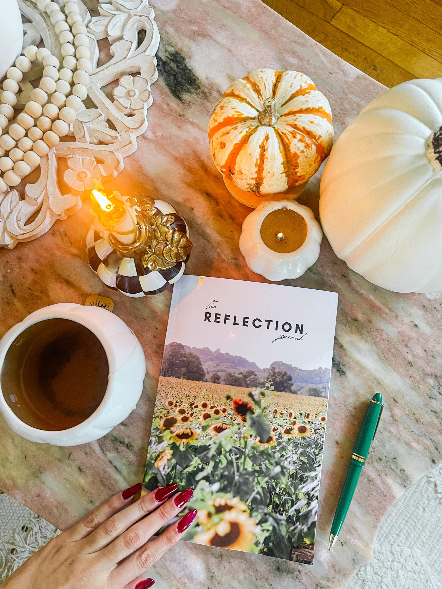 Fall decor journaling 

#LTKHalloween #LTKSeasonal #LTKhome