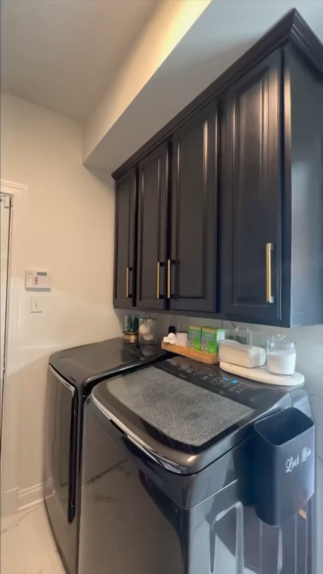 Dress clean that laundry room for the new year 🙌🏾

#LTKSaleAlert #LTKHome