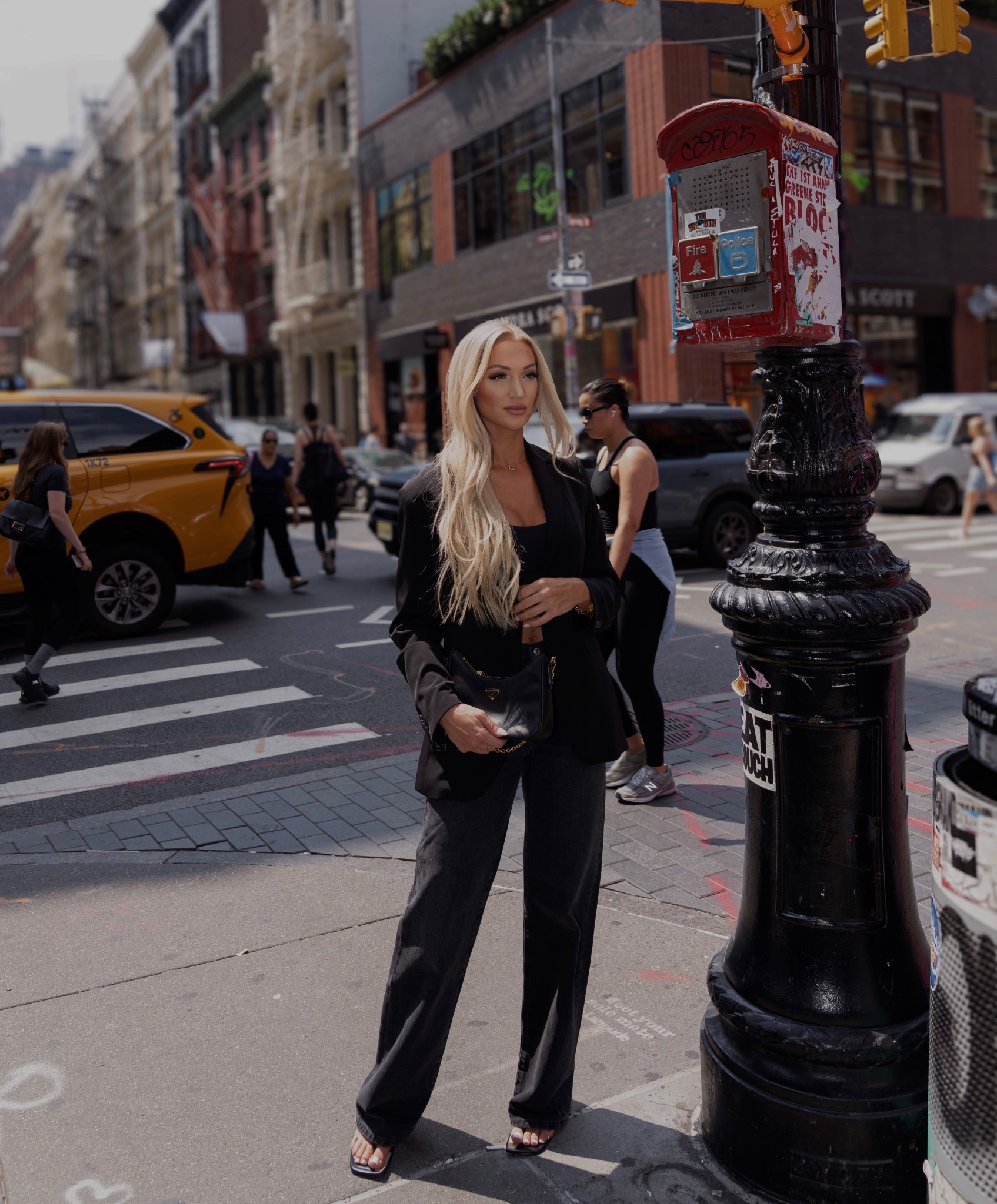 NYC OOTD
#revolve #citizens of humanity