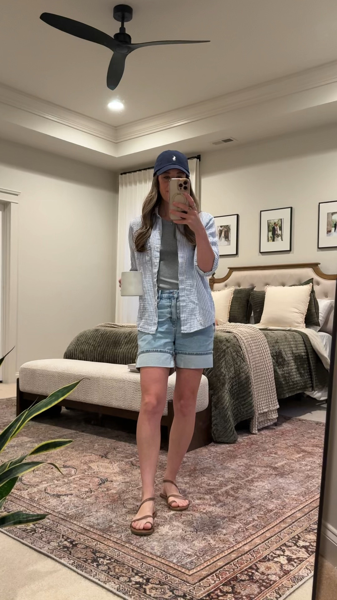 Casual spring mom outfit

An easy everyday formula: gauze button down + tank + denim shorts + neutral sandals.

Comfortable enough for home, polished enough for errands.

• Quince Gauze Button Down (size S)
Use code INFG-26LINENANDLIGHTCO10
• Amazon ribbed tank (size S, excellent quality)
• American Eagle denim shorts (size down 1–2)
• TKEES sandals (true to size)

Perfect for:
spring mom outfit
casual summer outfit
button down outfit women
denim shorts outfit
stay at home mom style
capsule wardrobe summer

Light layers + good basics = repeat all season.