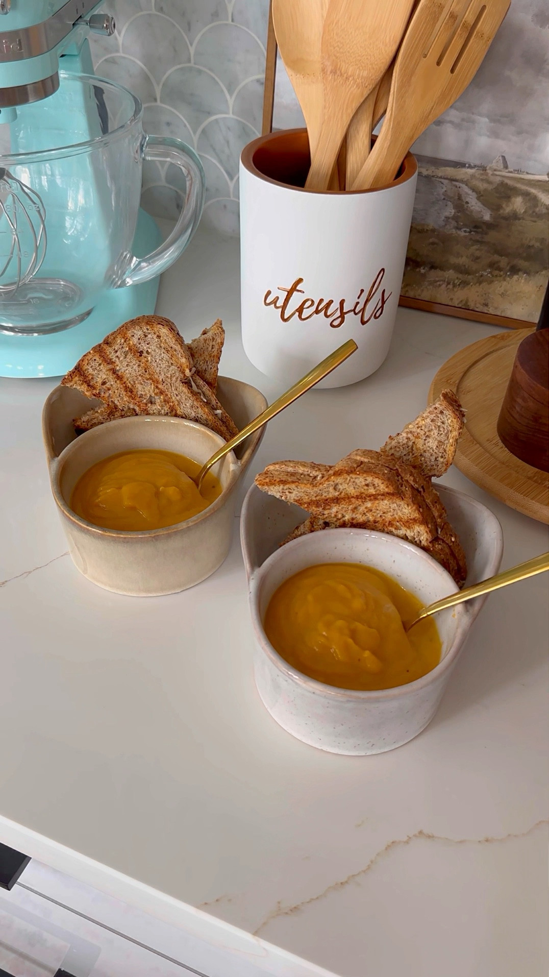 the prettiest soup and cracker bowls! 

#LTKWatchNow #LTKHome #LTKFindsUnder50