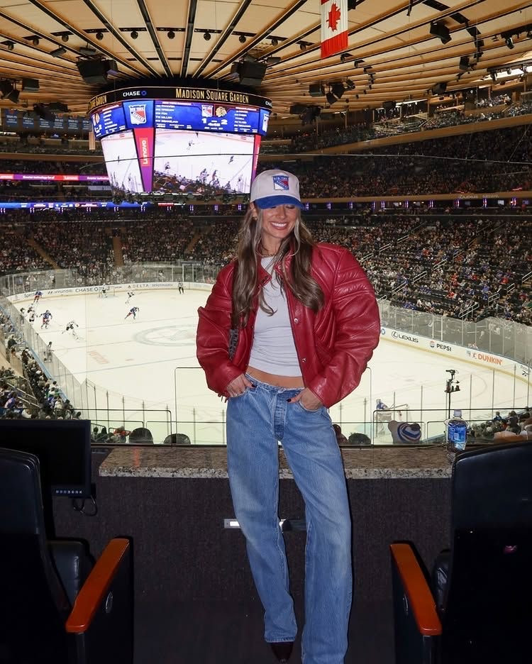 Game day fit but make it chic!
Obsessed with this vintage sporty look — a bold red leather jacket, classic straight-leg jeans, a white baby tee, and a baseball cap to top it off. Perfect for hockey games, casual date nights, or any sporty girl vibe you want to channel!
If you’re needing cute outfit ideas for a hockey game, what to wear to a sports event, or just love mixing vintage style with casual basics, I’ve got you covered.
Everything’s linked on my LTK for easy shopping!
#sportychic #gamedayoutfit #hockeygameoutfit #ltkfashion #vintagefashion #casualoutfitideas #sportylook #fallfashion #streetstyle #sportystyle #trendystreetwear