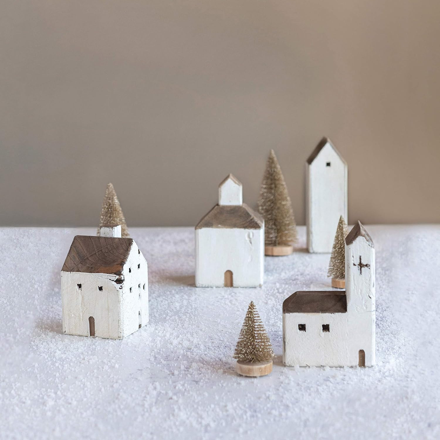 Creative Co-Op 4" Square x 6" H Reclaimed Wood House, Natural & White (Each One Will Vary) Figure... | Amazon (US)