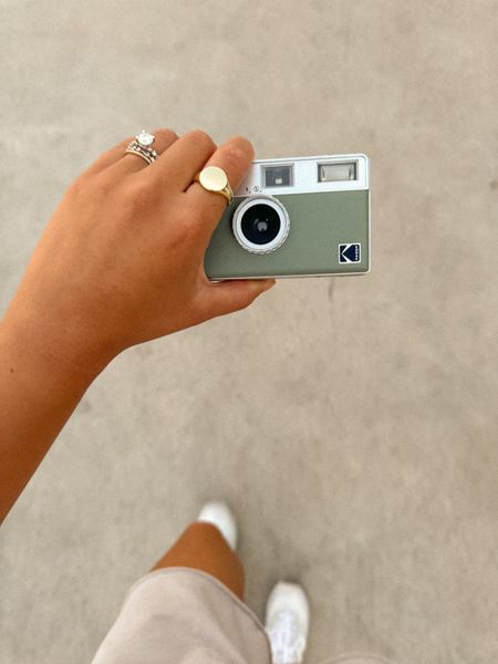 my half frame film camera 📷 🫶🏻