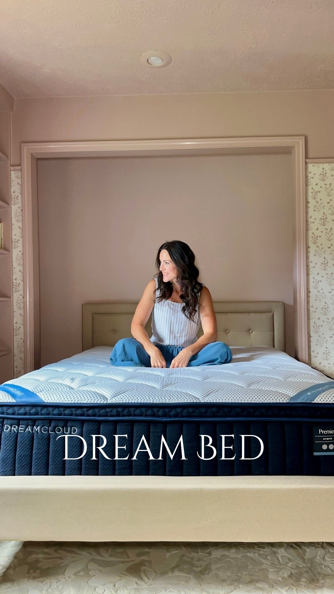 Dreamcloud Mattress & bed frame 