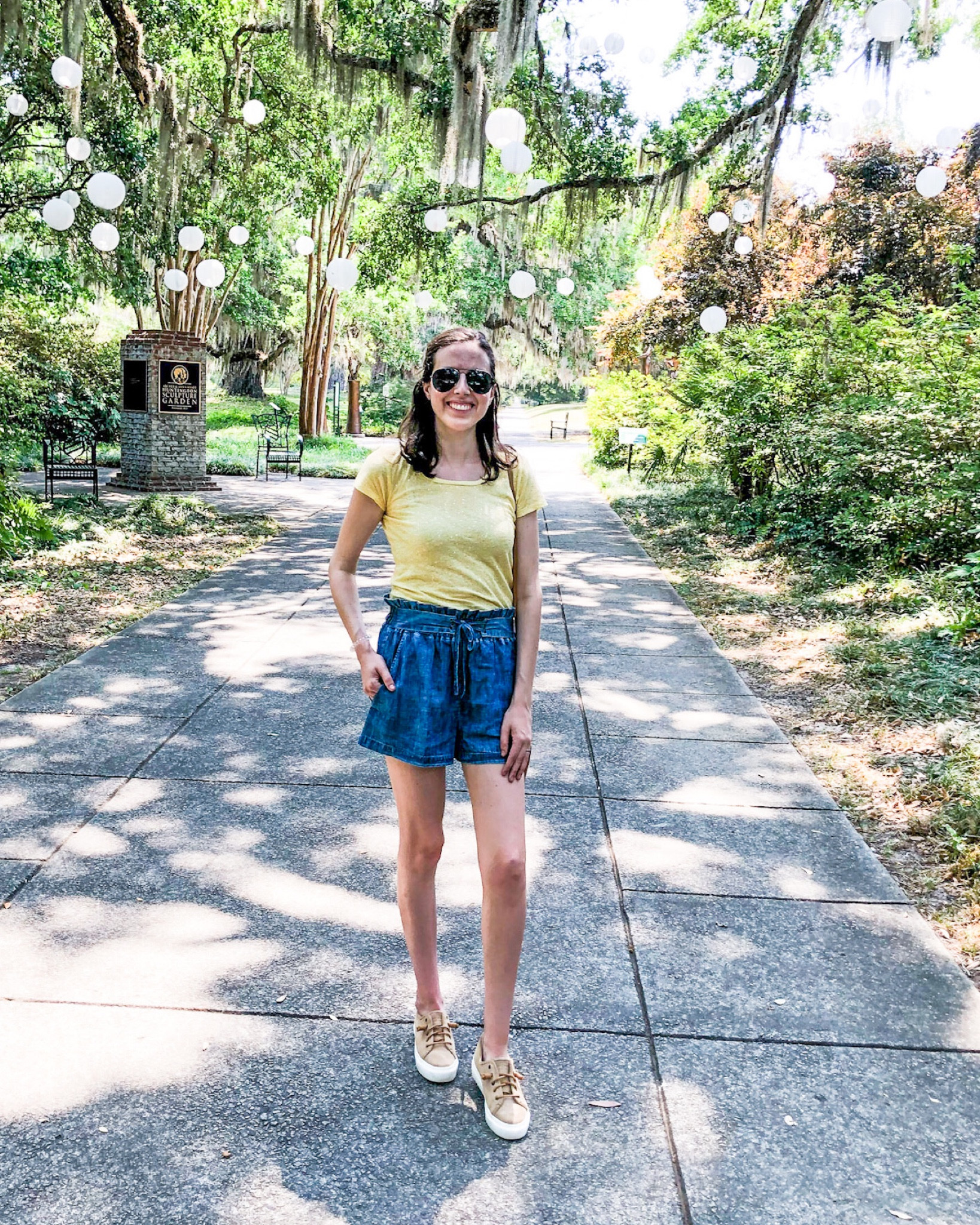 Summer casual outfit 💛 


#LTKFind #LTKSeasonal #LTKunder50