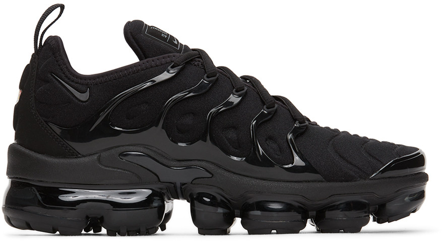 Black Air Vapormax Plus Sneakers | SSENSE