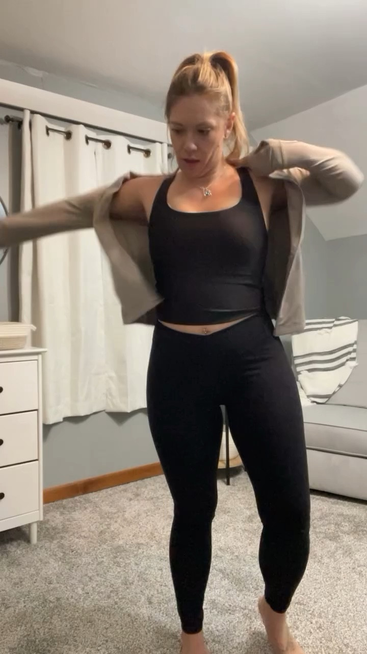 Softest athletic jacket from #walmart 
#walmartfashion #walmartpartner #momlife #sahm #momfashion #active 
🔗LTK in bio 🤍

#LTKActive #LTKStyleTip #LTKShoeCrush