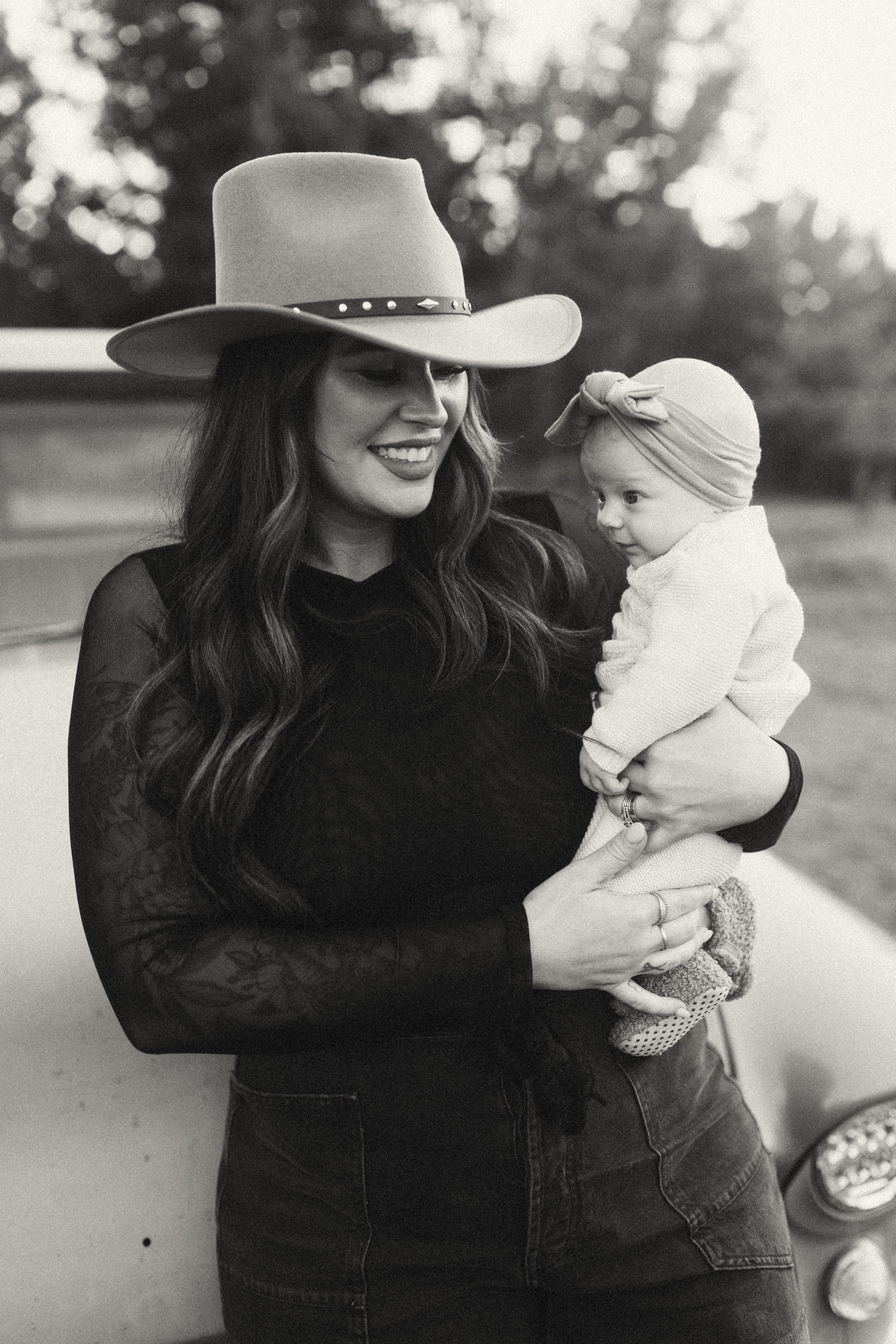 Family photo vibes 

#LTKparties #LTKmidsize #LTKHoliday