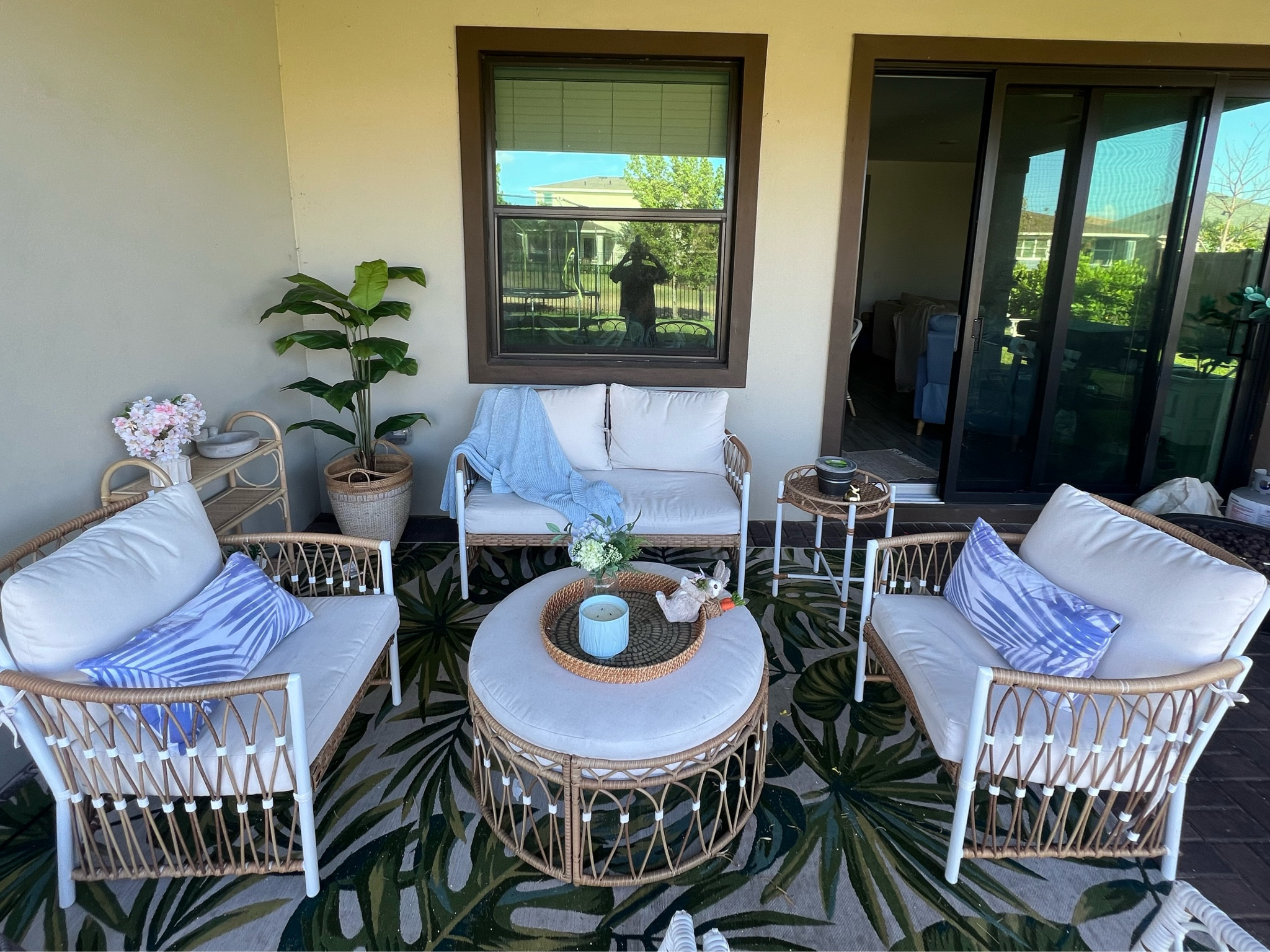 Spring is coming and you need this serena and lily patio dupe! #patioset
#outdoorfurniture #coastalpatio

#LTKSeasonal #LTKhome #LTKFind