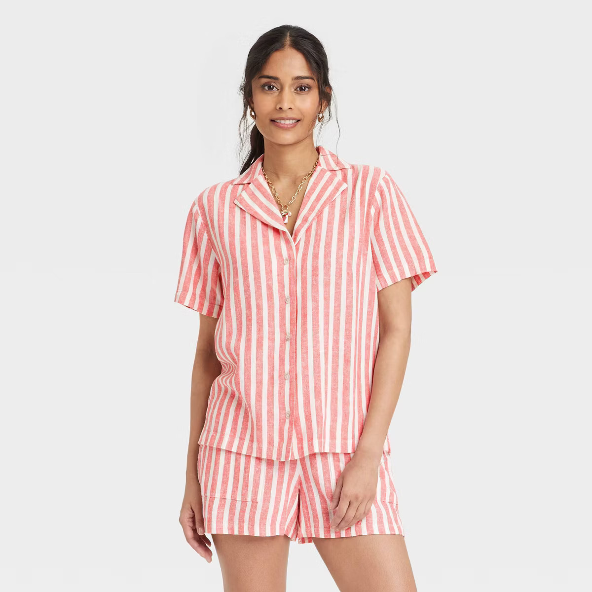 Women's Short Sleeve Collared Linen Button-Down Shirt - Universal Thread™ | Target