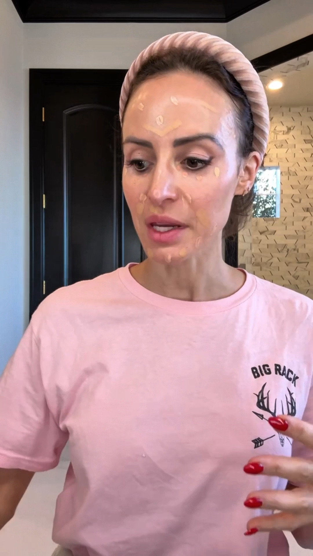 My favorite makeup brush that blends everything seamlessly 🤩
#makeup #makeupbrush 

#LTKBeauty #LTKFindsUnder50