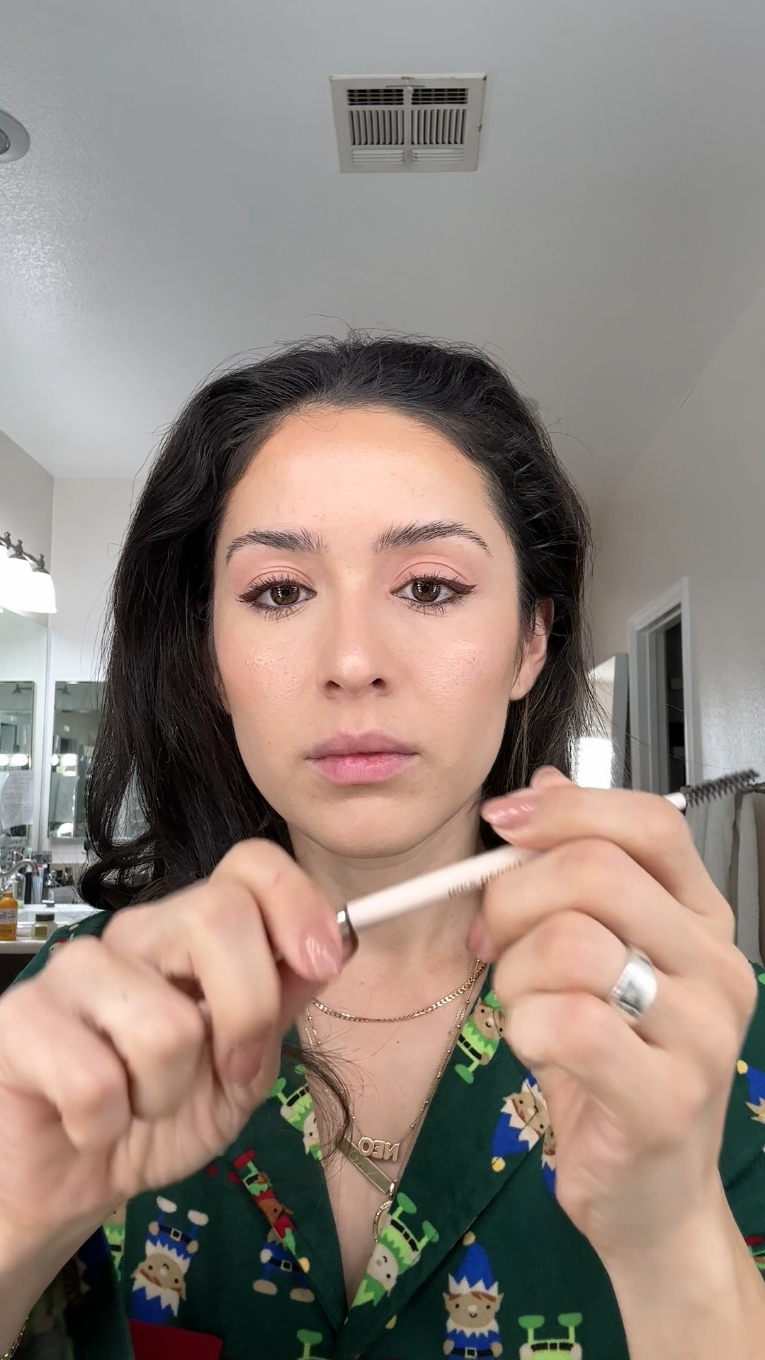 I can’t ever talk when I’m doing my eyebrows 👀 but all the products right here are some of my favorite makeup products for an effortless look ✨

#LTKstyletip #LTKVideo #LTKbeauty