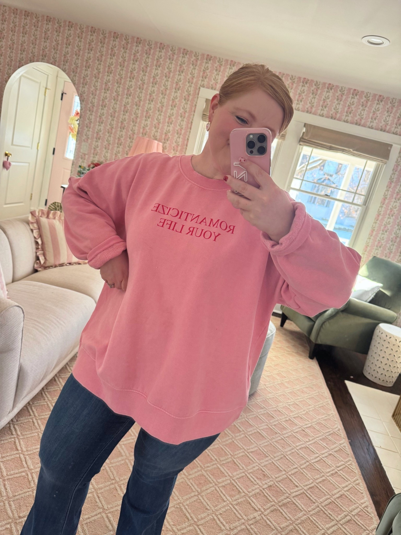 Casual Valentine’s Day Outfit 🎀

Sweatshirt 16/18 and jeans 16 from @ullapopkenusa (35% OFF with code WWWULLA)