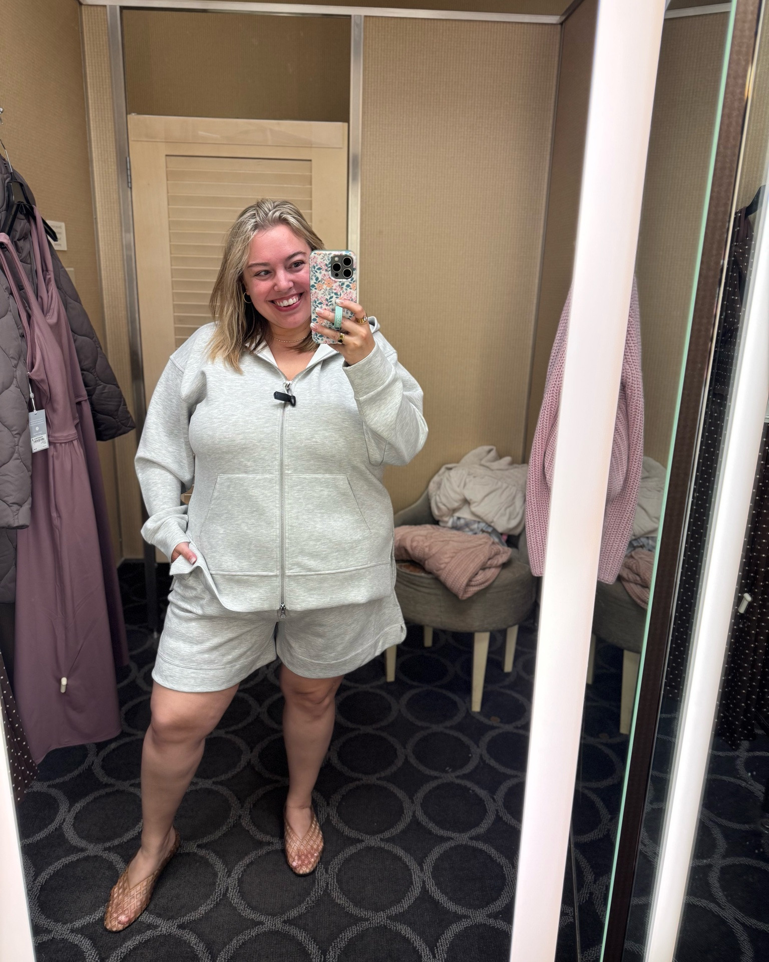 I tried on this Zella set in store and it was SO soft and comfy! It also comes in a beautiful lavender color. I’m in the XL and would prefer the XXL.

#LTKSaleAlert #LTKootd #LTKPlusSize