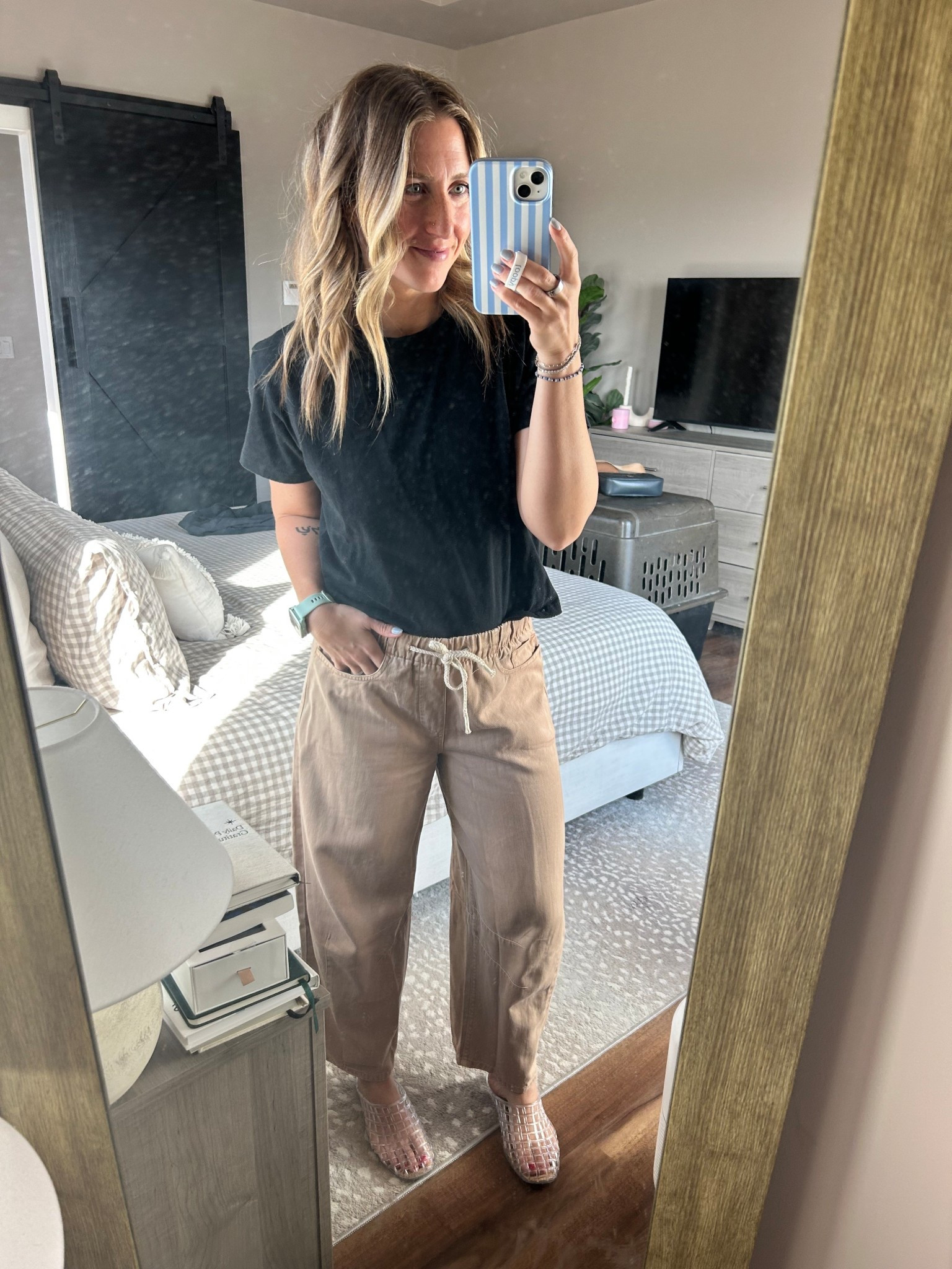 Small in tee & barrel pants 

#LTKootd #LTKSaleAlert #LTKgrwm