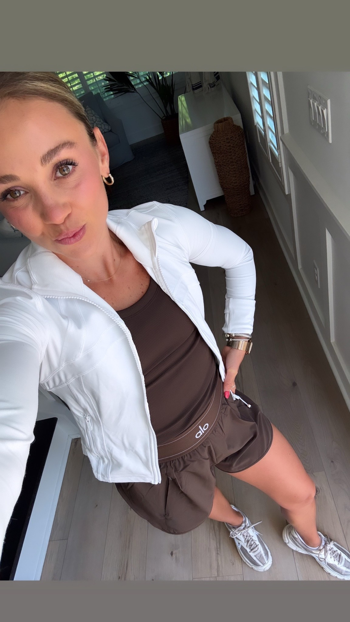 Alo… my new obsession.

#LTKootd #LTKActive #LTKfitnessgoals