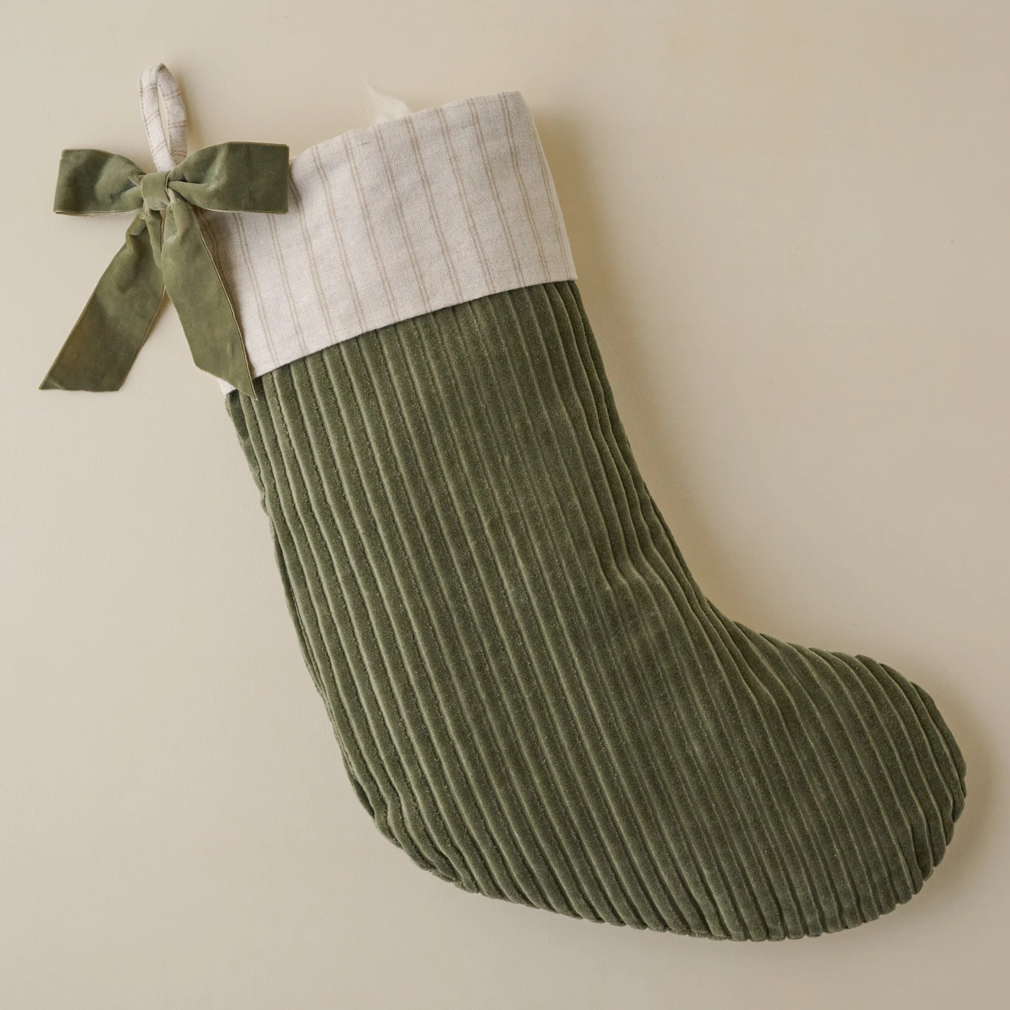 Channel Velvet Stocking | Magnolia