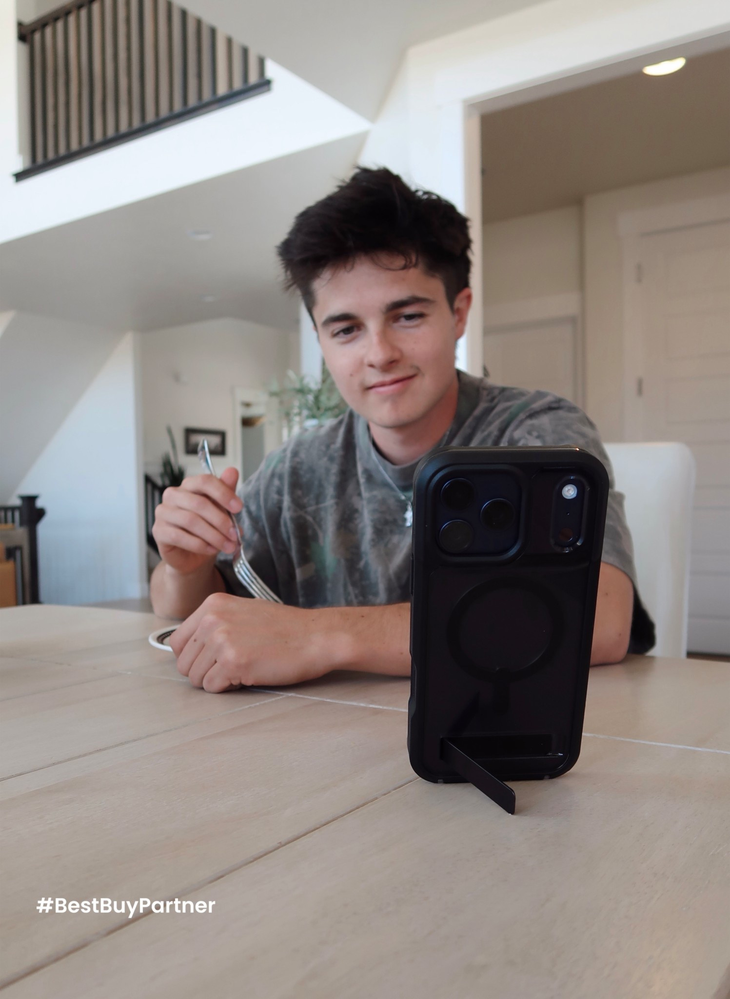 #BestBuyPartner New phone means new case — and I’m not tryna stress about cracks or drops 😂 The ZAGG Rainier case from @BestBuy has been a game changer: built-in kickstand (perfect for cooking or the gym), magnetic backing for wireless charging + maps, and reinforced bumpers that protect up to 22 feet of drop impact! You can grab it now at Best Buy in the ZAGG Showcase! 