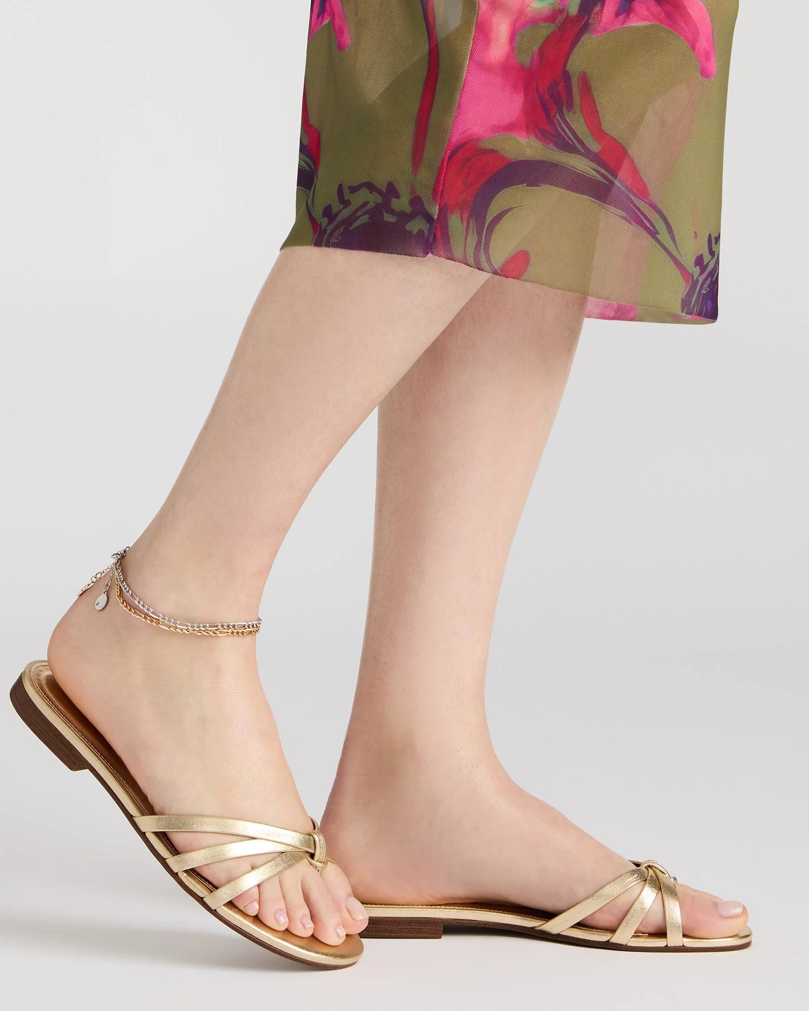 CALISSI Champagne Leather Strappy Women's Slide Sandal | Steve Madden (US)