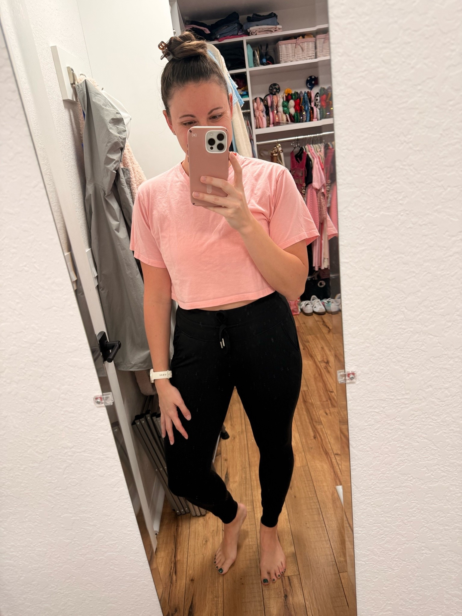 Comfy and casual look for around the house and relaxed days! I love the pack of cropped tshirts I got from @amazon and these jogger from @Halara! Both fit true to size!!