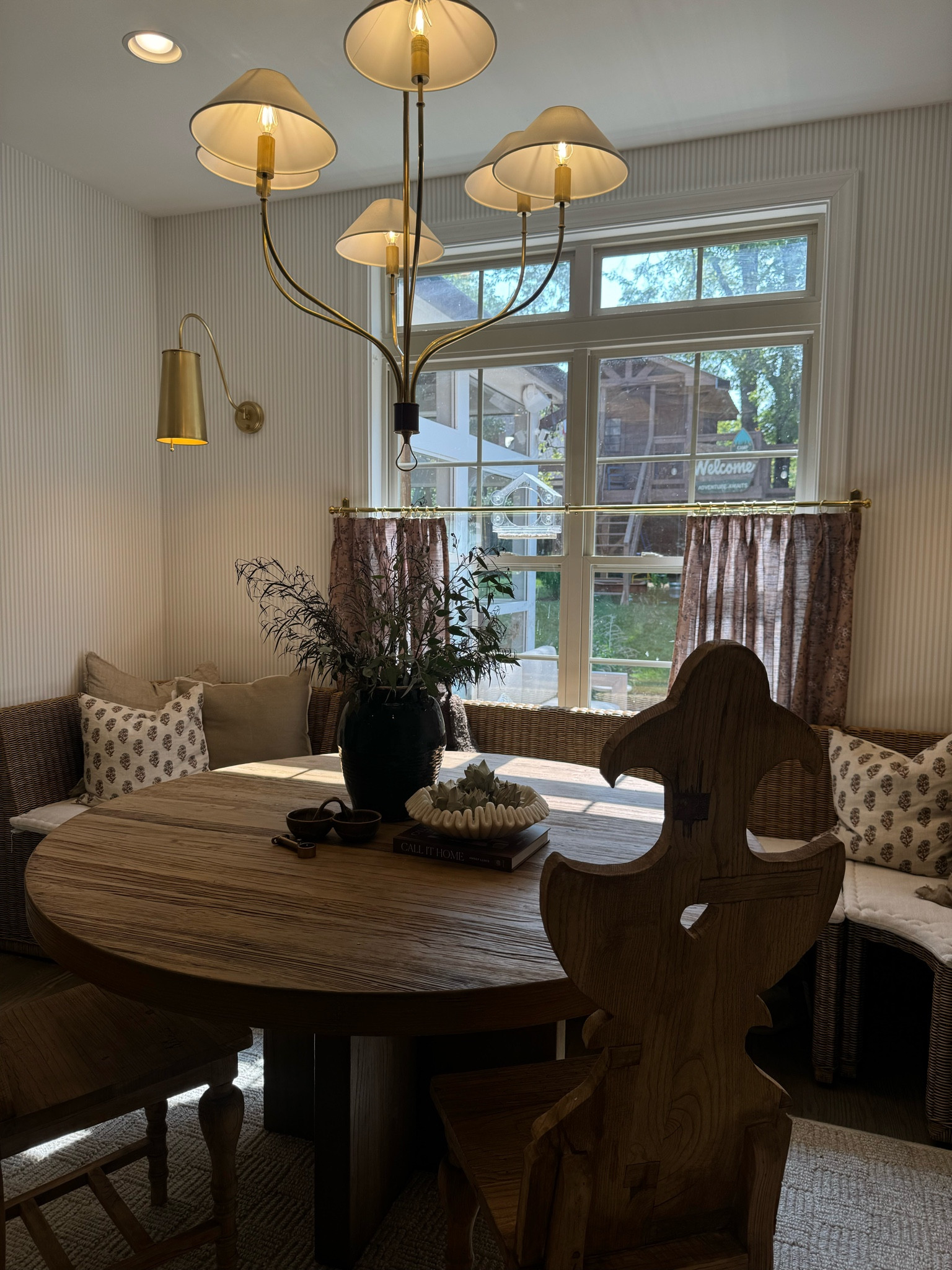 Our breakfast nook details!

#LTKHome