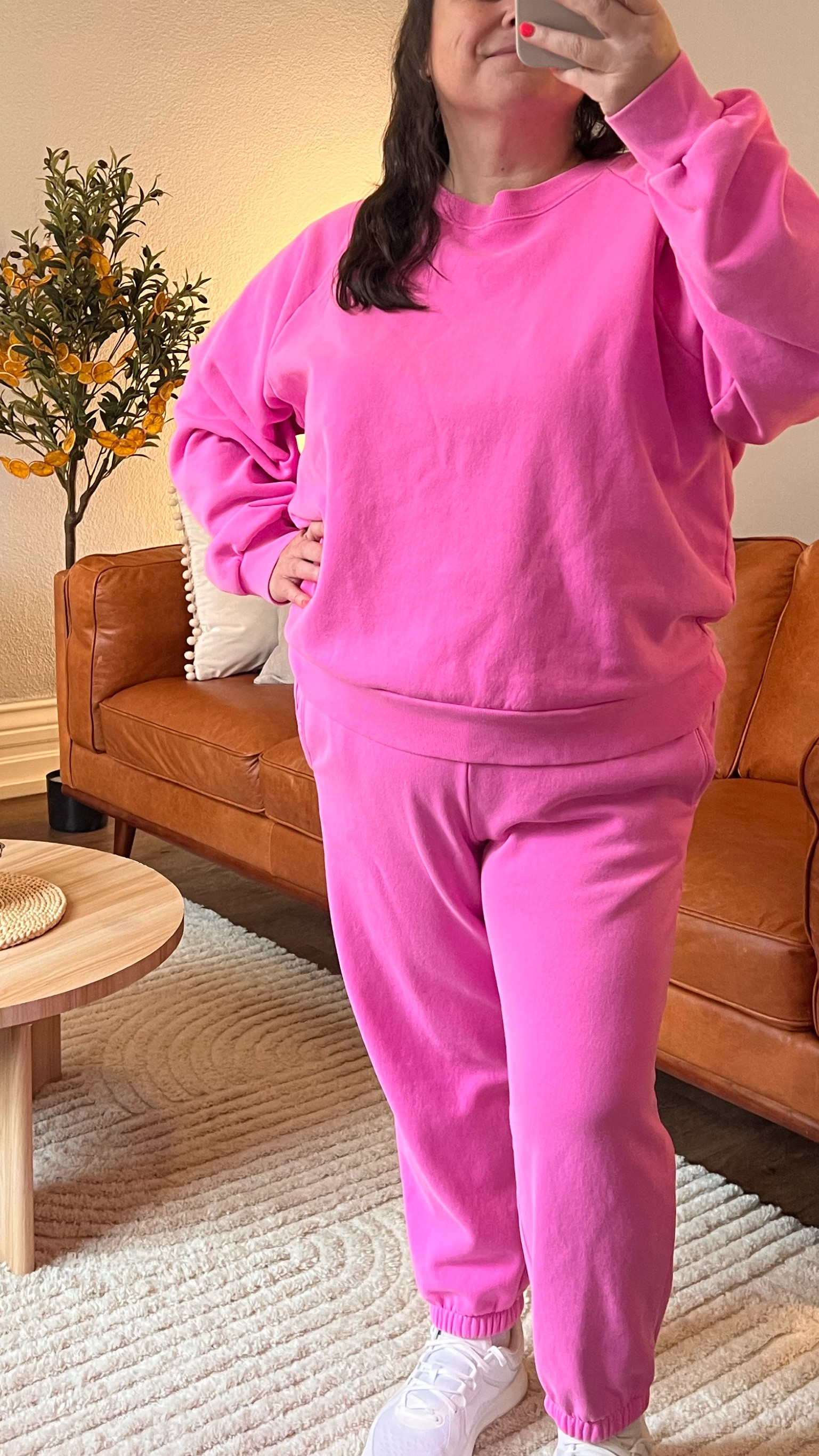 Women’s incredible pink matching set! Sweatshirt and joggers in bright pink! 

#LTKSeasonal #LTKmidsize #LTKstyletip