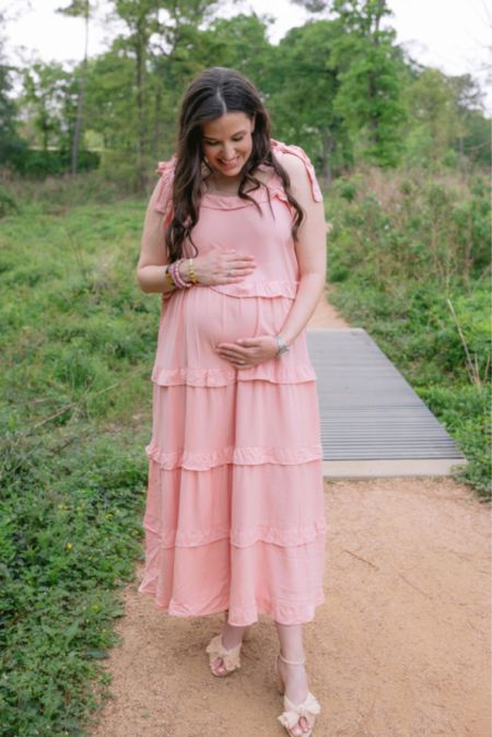 #ltkbump #bumpfriendlydress #maternityshootoutfit #babyshowerdress #babyshowerdress #blushmaxi #pinkdress #pinktiereddress #flowydresses #maxidress #maternitydress

#LTKstyletip #LTKSeasonal #LTKshoecrush