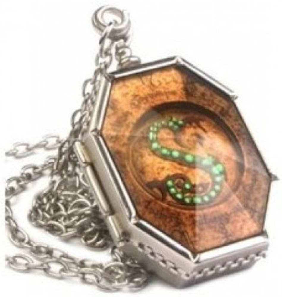 Harry Potter Horcrux Necklace Locket | Amazon (US)