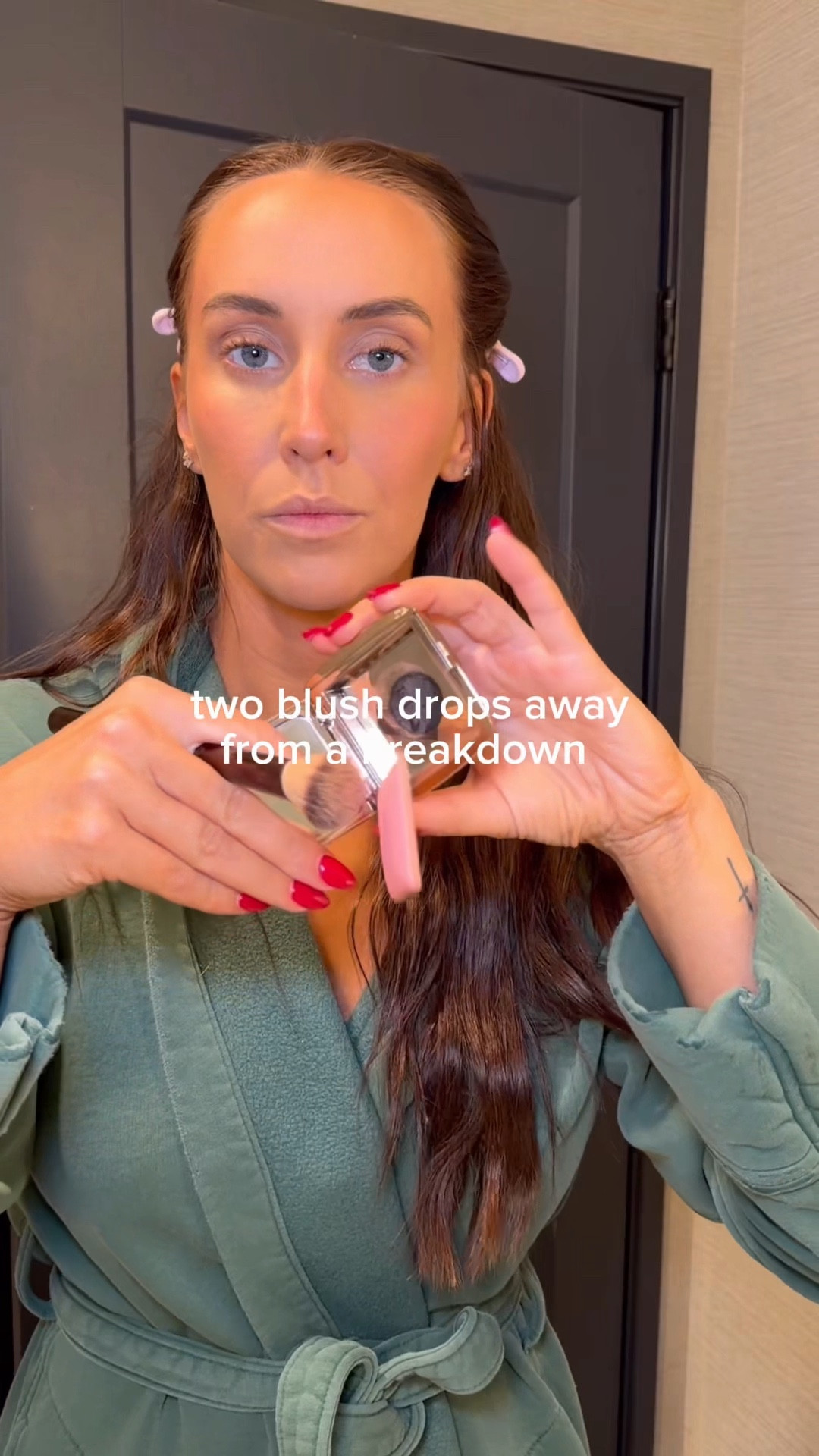 ever just want to drink a bottle of tequila after doing your makeup? 😂😂



#LTKgrwm #LTKootd #LTKBeauty