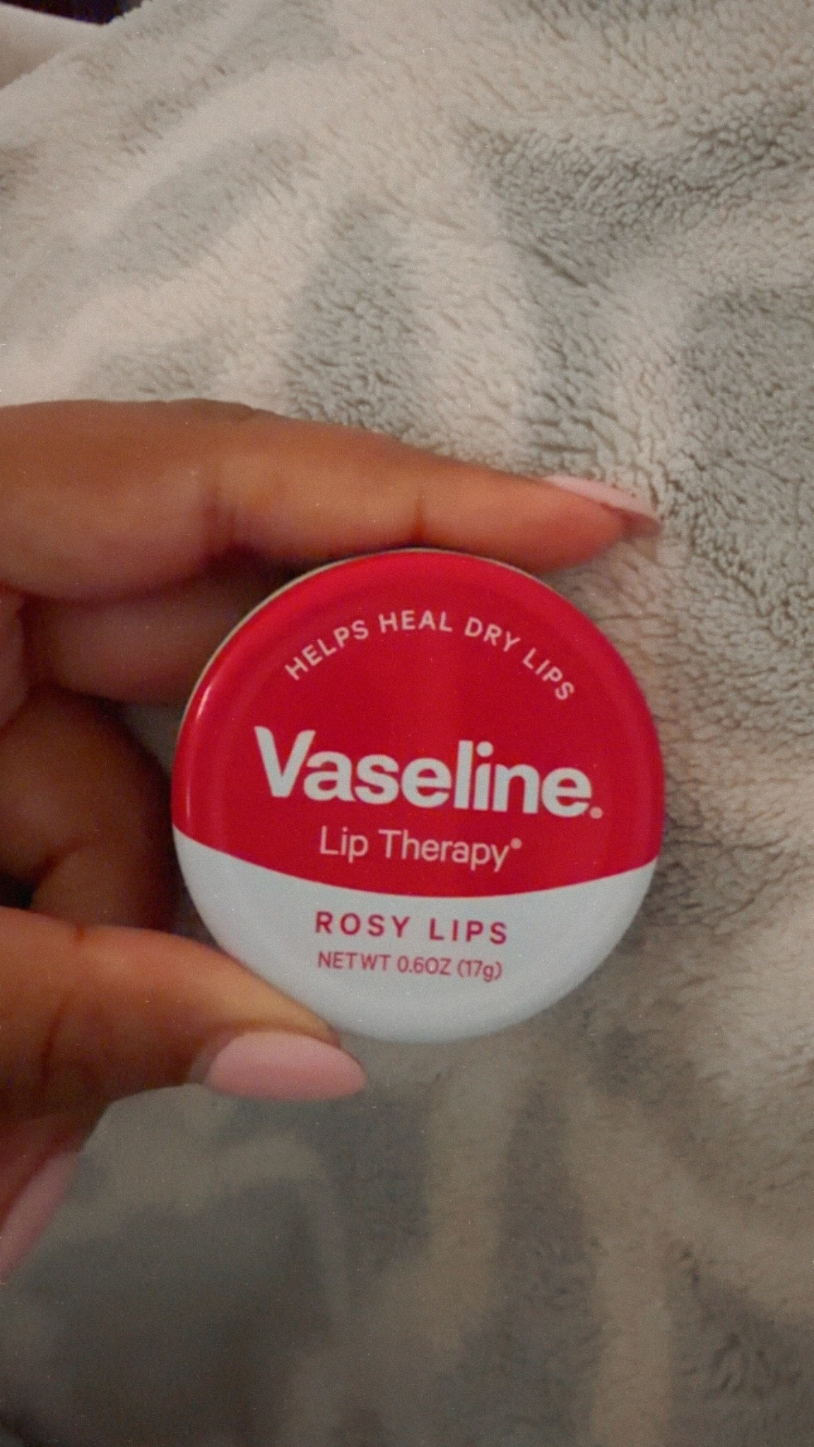 The best Vaseline lip balm I’ve ever tried — super moisturizing and smells amazing.

#amazon #selfcare #skincare #lipbalm #travel

#LTKselfcare #LTKBeauty #LTKSaleAlert