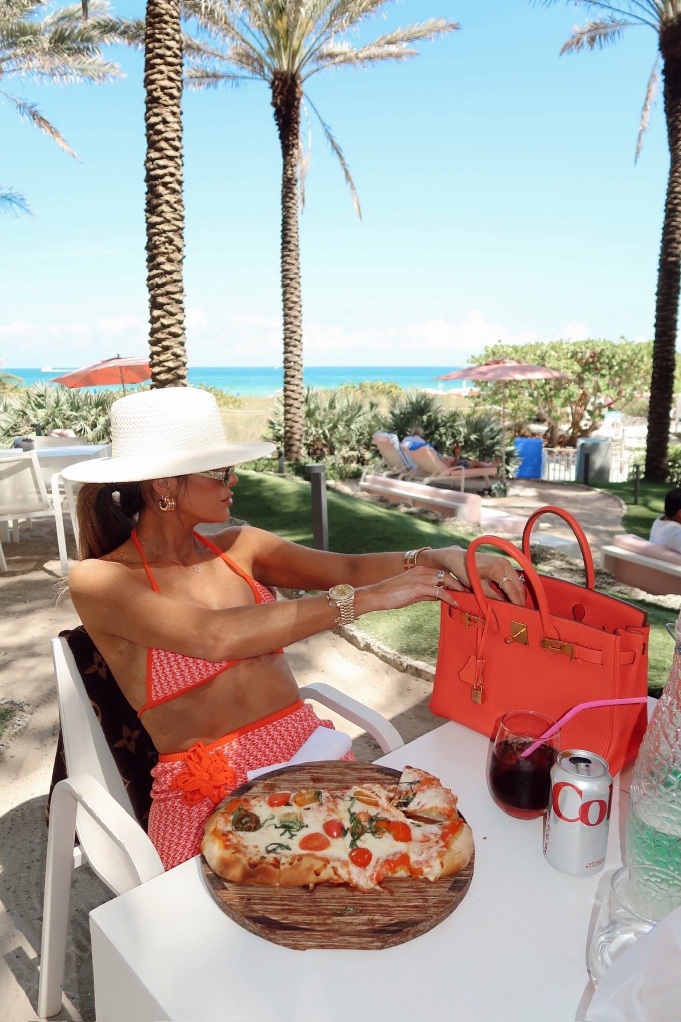 One of my favorite resort wear looks! Wearing size XS/S in the skirt and medium in the swimsuit.

Summer fashion, vacation outfit, Hermes bag, Devon Windsor, summer sandals, beach hat

#LTKselfcare #LTKmomlife #LTKSeasonal