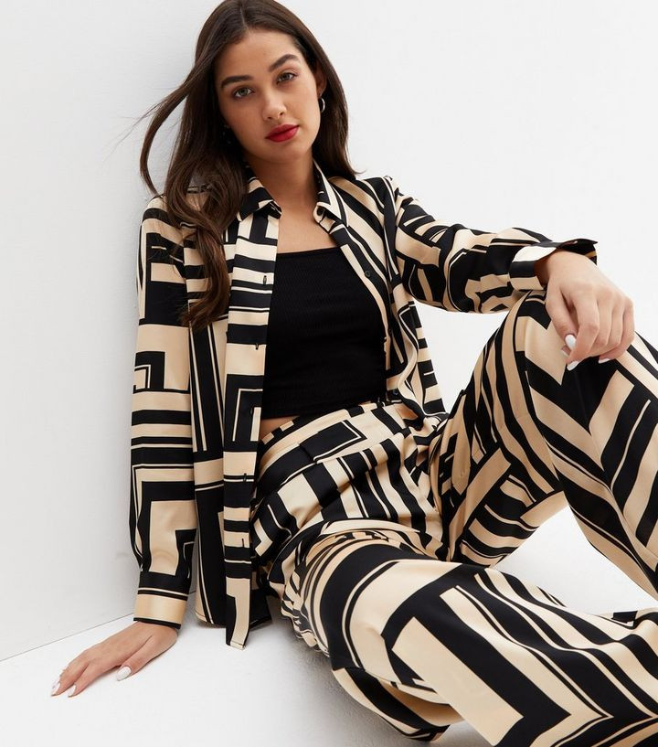 Black Geometric Square Print Satin Oversized Shirt
						
						Add to Saved Items
						Remove f... | New Look (UK)