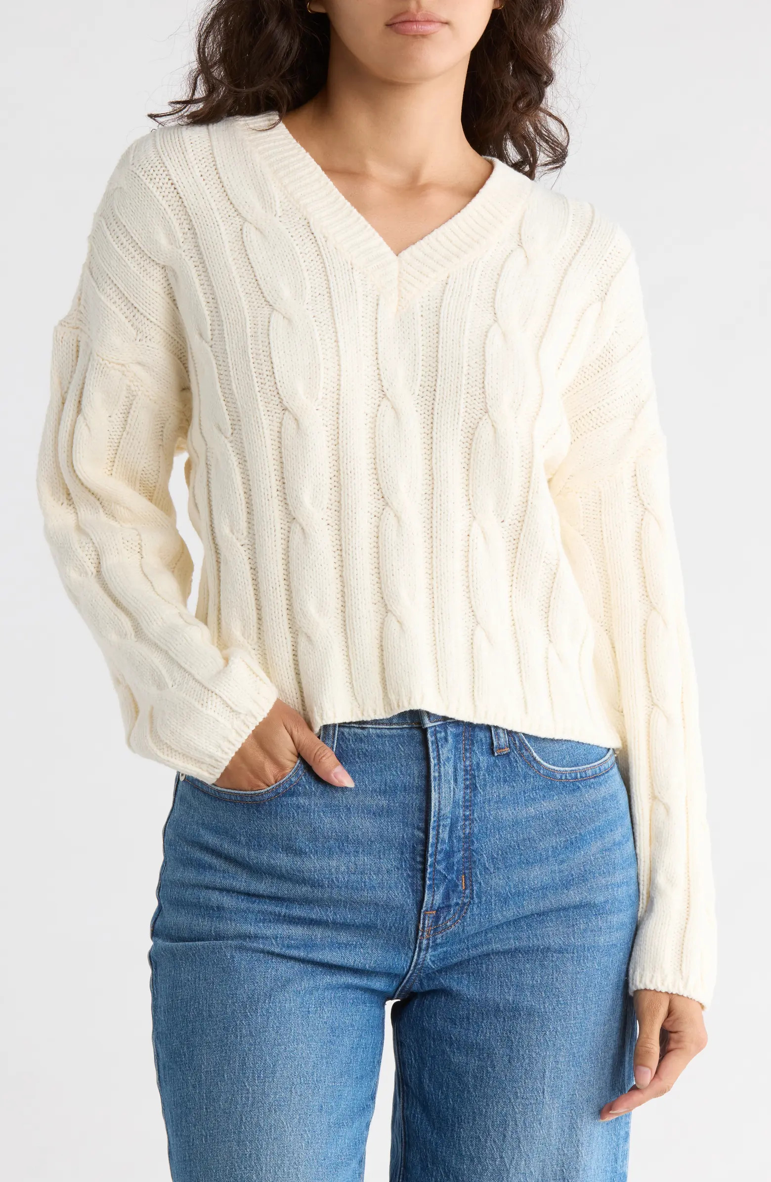 Cable Knit V-Neck Crop Sweater | Nordstrom Rack