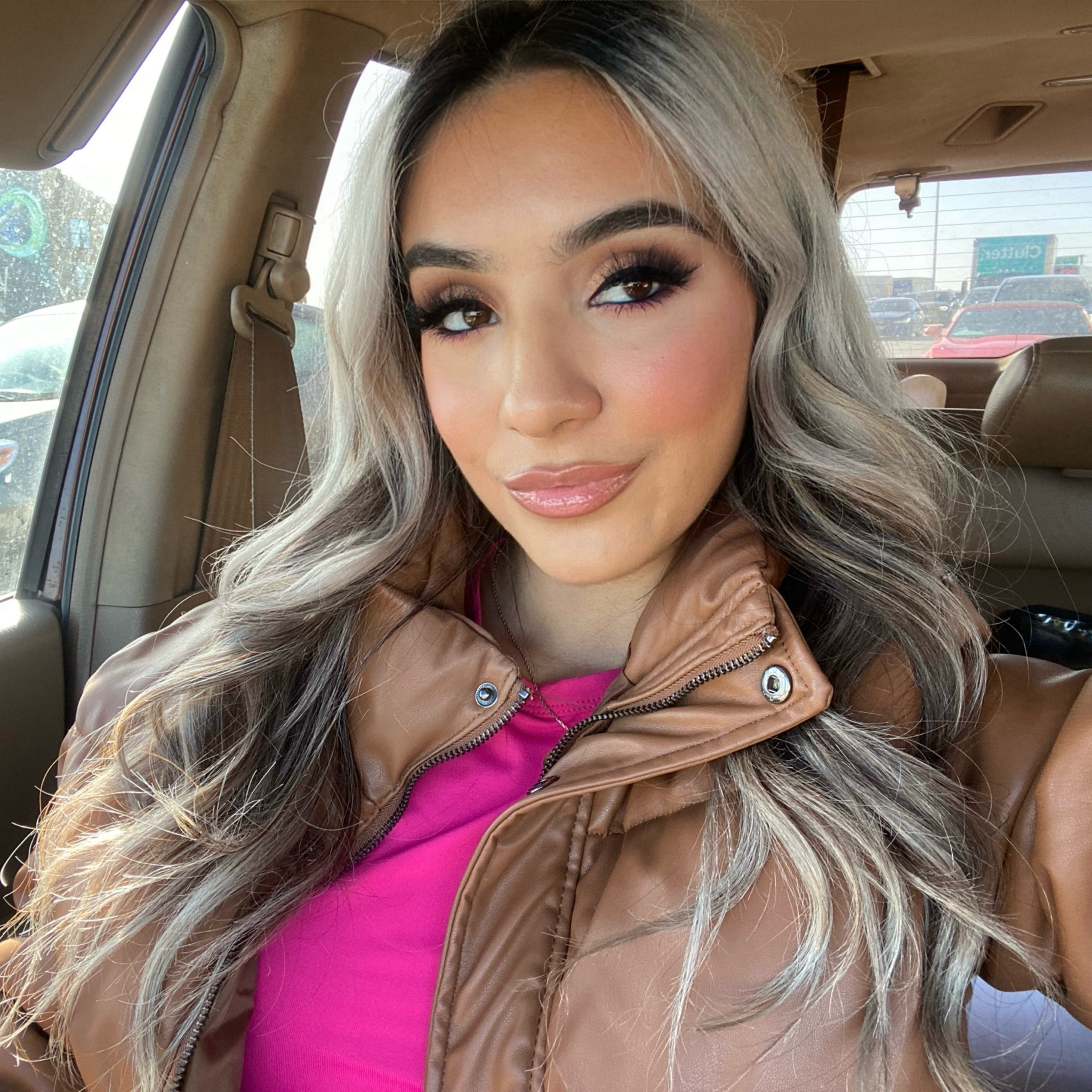 full glam makeup ✨

#LTKHoliday #LTKParties #LTKBeauty