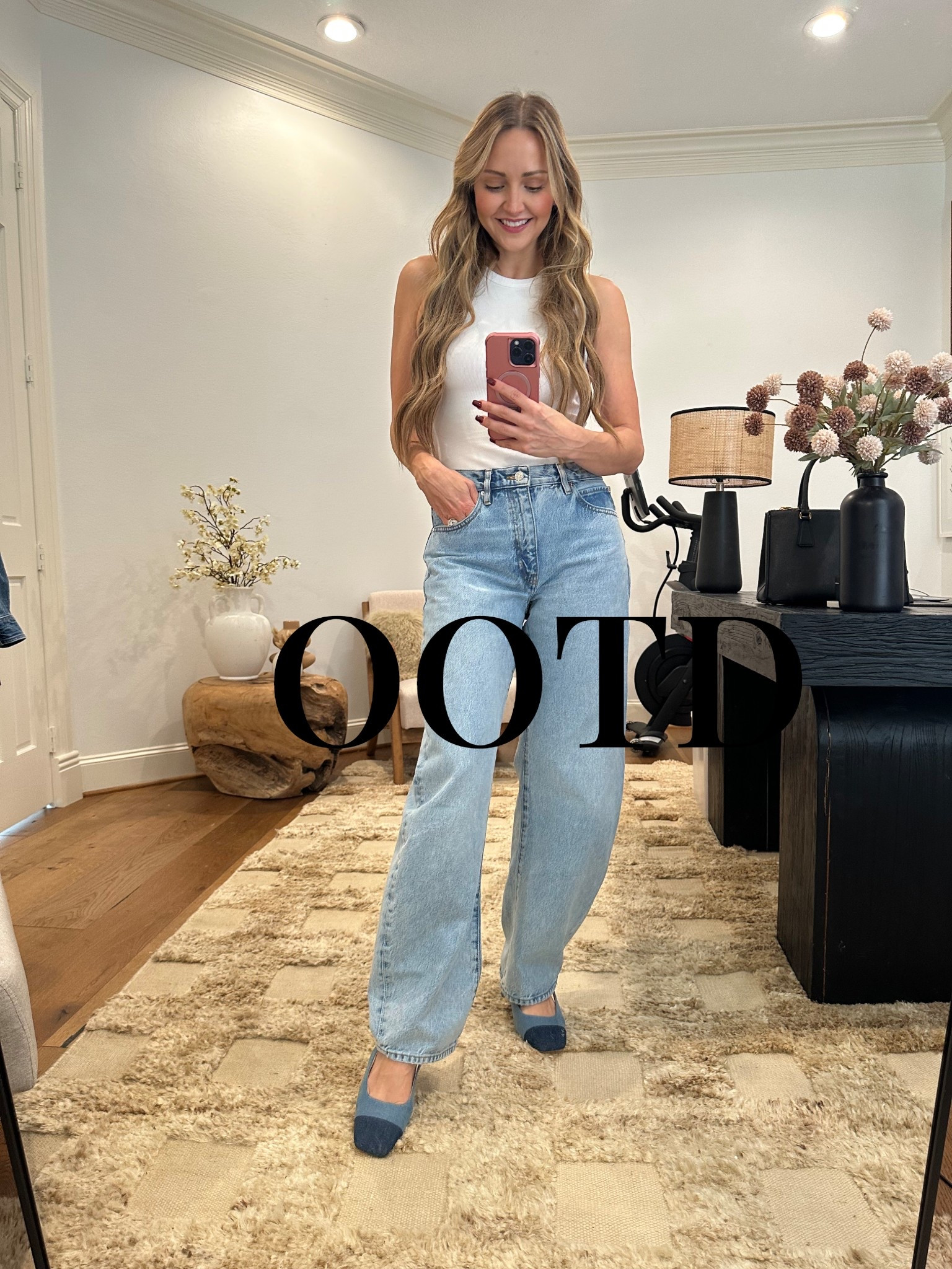 Keeping it simple and classic with one of my fav pairs of Frame denim jeans, a good basic white tank and these double denim Ann Taylor slingback (which are majorly on sale right now!)

#LTKFindsUnder50 #LTKFindsUnder100 #LTKStyleTip