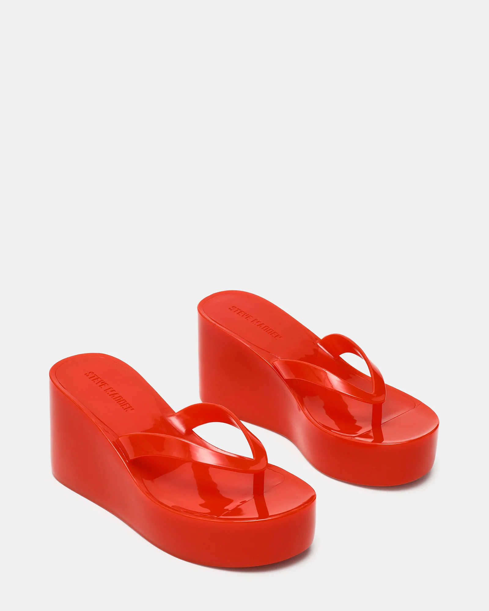 JELLA Red Thong Wedge Women's Platform Sandal | Steve Madden (US)