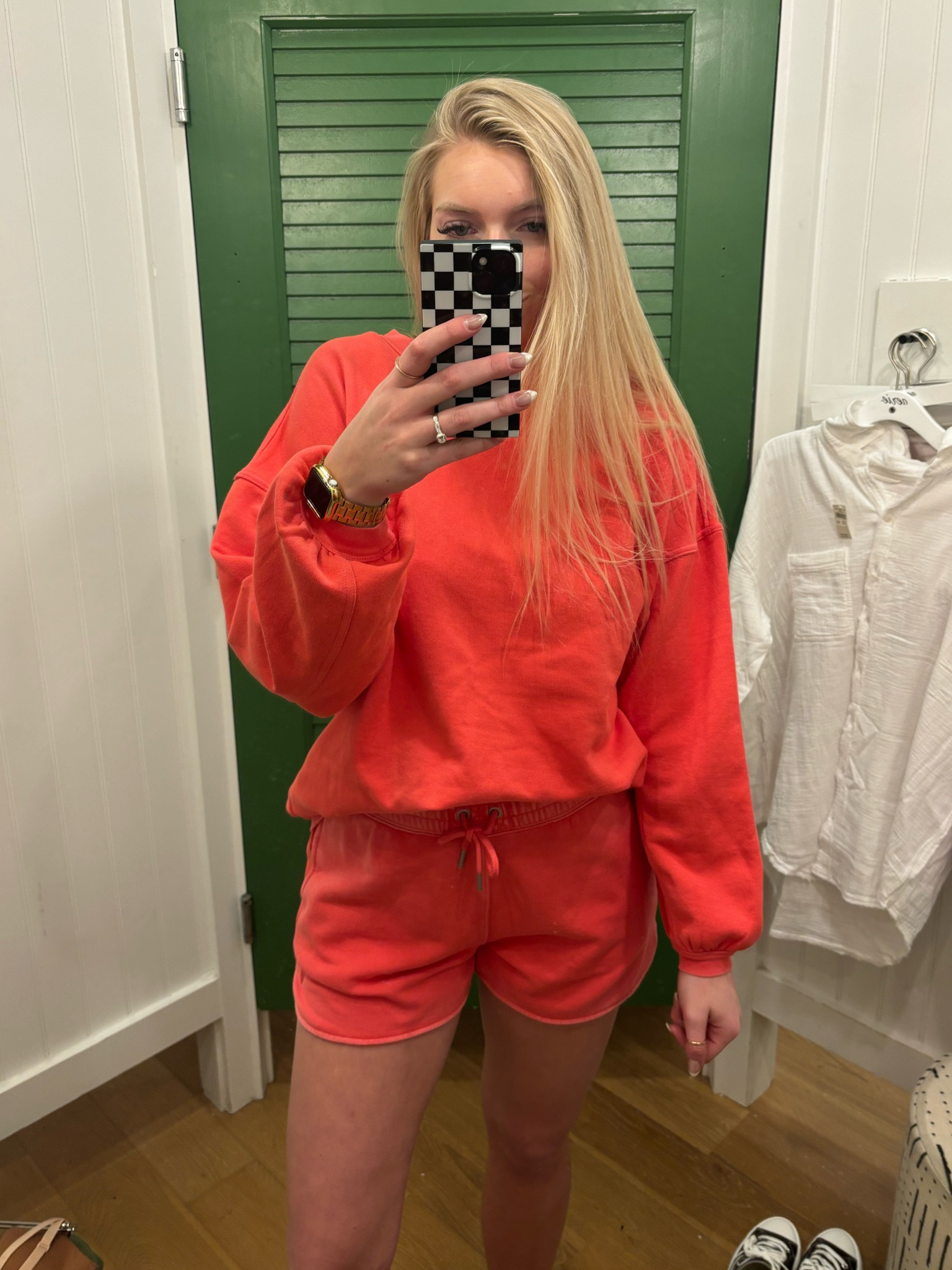 okay but a moment for this red matching shorts set!! this color is SO FUN. right now for under $50!!

wearing medium on top + bottom

#LTKsalealert #LTKSpringSale #LTKfindsunder50